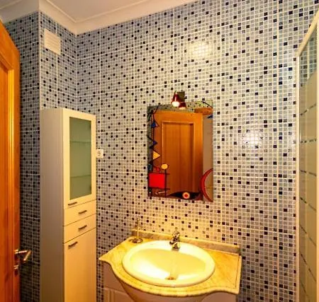 The Surfer's House Apartment *